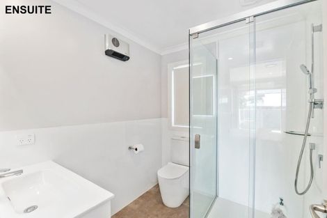 Photo of property in 18 Morepork Drive, Waikanae, 5036