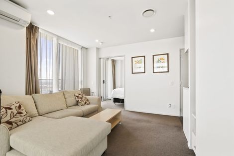 Photo of property in 909/17 Osterley Way, Manukau, Auckland, 2104