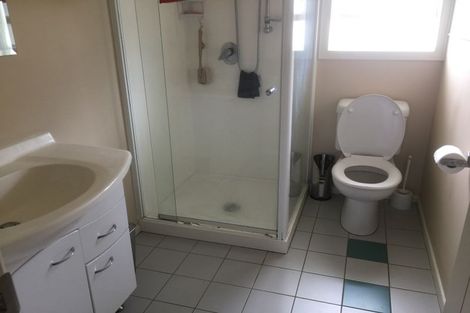 Photo of property in 47 Hereford Street, Te Atatu Peninsula, Auckland, 0610