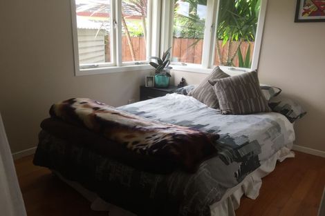 Photo of property in 47 Hereford Street, Te Atatu Peninsula, Auckland, 0610