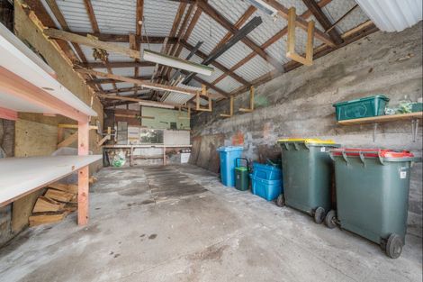 Photo of property in 13e York Crescent, Westown, New Plymouth, 4310