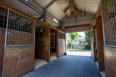 Photo of property in 103 Lincoln Road, Carterton, 5713