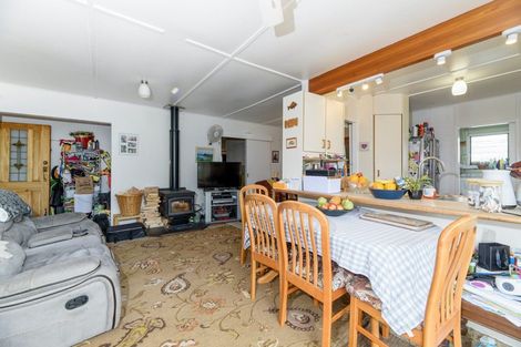 Photo of property in 23 Landon Avenue, Mangere East, Auckland, 2024