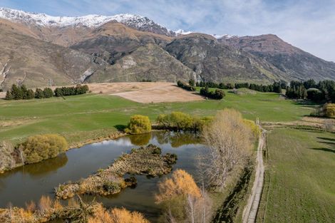 Photo of property in 136 Morven Ferry Road, Arrow Junction, Queenstown, 9371