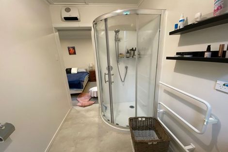 Photo of property in 2 Kopiko Way, Brooklyn, Wellington, 6021