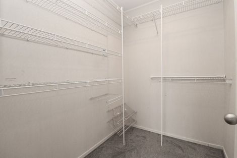 Photo of property in 15 Erne Crescent, East Tamaki, Auckland, 2016