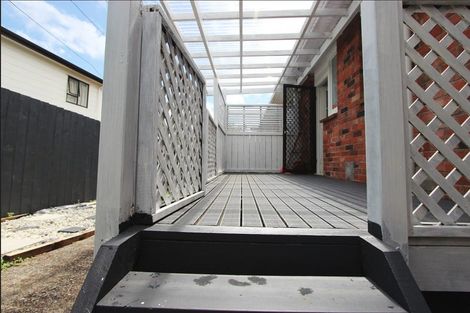 Photo of property in 65 Astley Avenue, New Lynn, Auckland, 0600
