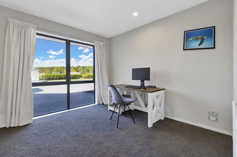 Photo of property in 48 Tupelo Place, Swannanoa, Rangiora, 7476