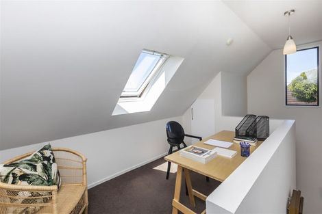 Photo of property in 16 Coniston Avenue, Ilam, Christchurch, 8041