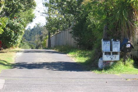 Photo of property in 2/25a Balmain Road, Birkenhead, Auckland, 0626