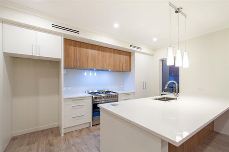 Photo of property in 175 Godfrey Drive, Orewa, 0931