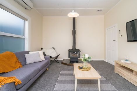 Photo of property in 19 Cole Street, Caversham, Dunedin, 9012
