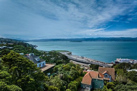 Photo of property in 12 Anne Street, Wadestown, Wellington, 6012