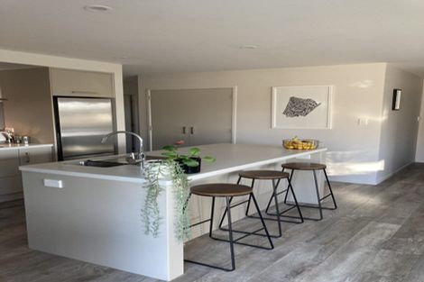 Photo of property in 1 Gladys Place, Levin, 5510