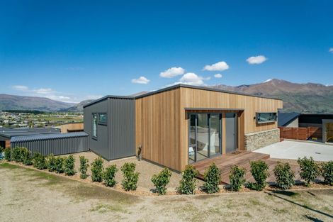 Photo of property in 87 Mills Road, Wanaka, 9305