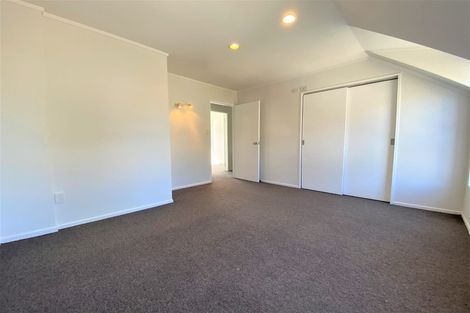 Photo of property in 7 Hollydale Grove, Churton Park, Wellington, 6037
