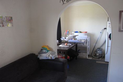 Photo of property in 2/38 Townshend Crescent, Greenmeadows, Napier, 4112
