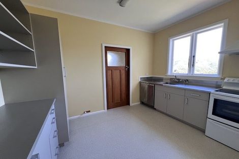 Photo of property in 168 The Ridgeway, Mornington, Wellington, 6021