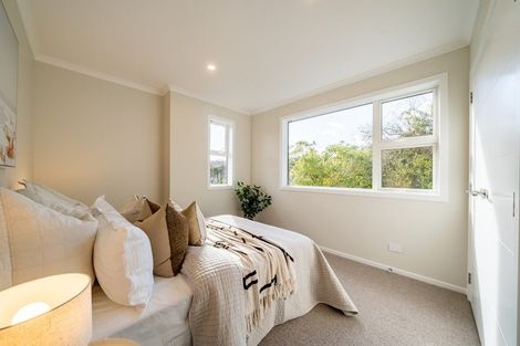 Photo of property in 70a Heretaunga Square, Silverstream, Upper Hutt, 5019