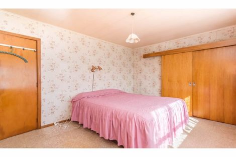 Photo of property in 8 Sarona Avenue, Glen Eden, Auckland, 0602