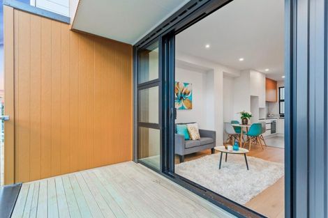 Photo of property in 6/28 Lavelle Road, Henderson, Auckland, 0612