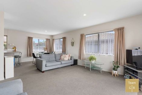 Photo of property in 15a Youngs Road, Papakura, 2110