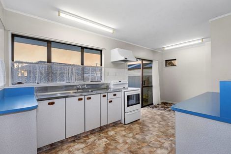 Photo of property in 10 Mappleton Avenue, Burnside, Christchurch, 8053