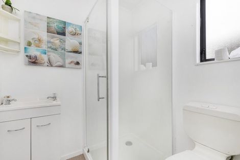 Photo of property in 2/10 Liverpool Street, Papakura, 2110