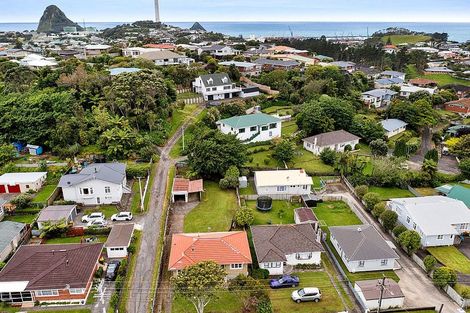 Photo of property in 215 Ngamotu Road, Spotswood, New Plymouth, 4310