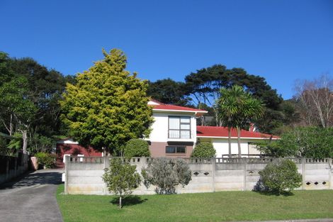 Photo of property in 1 Sonnenberg Way, Titirangi, Auckland, 0604