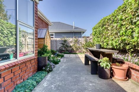 Photo of property in 24 Wyndham Street, Papanui, Christchurch, 8053