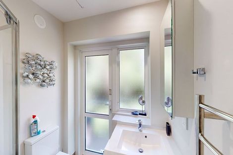Photo of property in Fountain Court, 48u2 Oriental Parade, Oriental Bay, Wellington, 6011