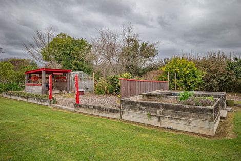 Photo of property in 170 Gladstone Road, Levin, 5571
