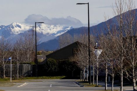Photo of property in 33 Dewar Street, Lake Hayes, Queenstown, 9304