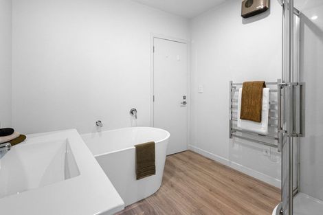 Photo of property in 202 Centaurus Road, Saint Martins, Christchurch, 8022