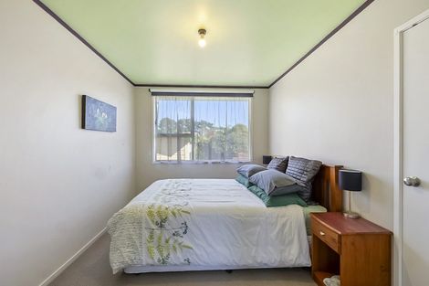 Photo of property in 4 Kelvin Place, Westown, New Plymouth, 4310