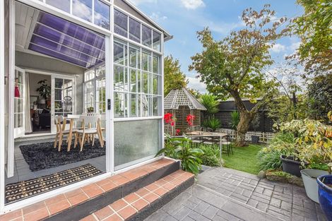 Photo of property in 13 Franklyn Street, Nelson South, Nelson, 7010