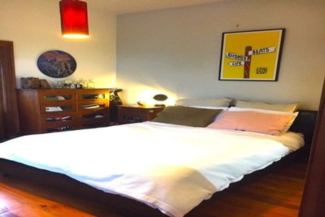 Photo of property in 37 Lawrence Street, Newtown, Wellington, 6021
