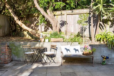 Photo of property in 2b Happy Valley Road, Owhiro Bay, Wellington, 6023