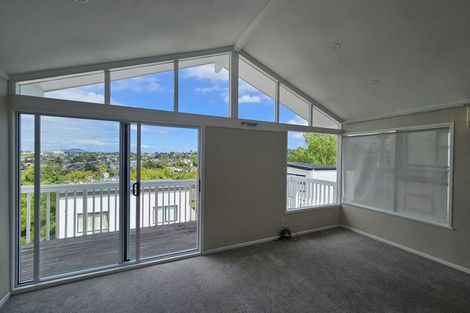 Photo of property in 38 Arran Road, Browns Bay, Auckland, 0630