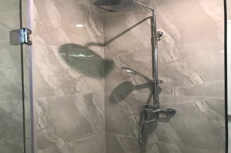 Photo of property in 1 Cooladawson Drive, Flat Bush, Auckland, 2019
