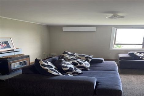 Photo of property in 17 Liston Crescent, Hillcrest, Hamilton, 3216