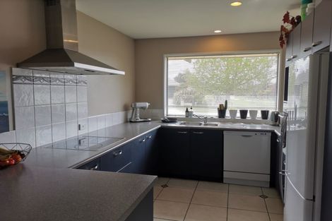 Photo of property in 33 Robinia Place, Wigram, Christchurch, 8042