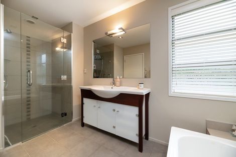 Photo of property in 39r Bradley Avenue, Pyes Pa, Tauranga, 3112