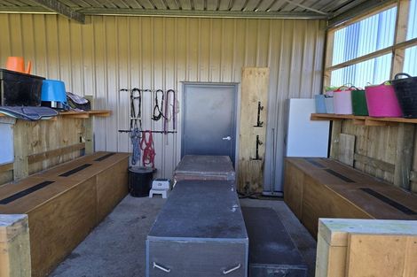 Photo of property in 107 Pencarrow Road, Tamahere, Hamilton, 3283