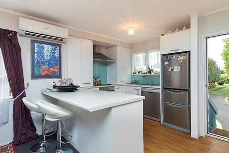 Photo of property in 4b Owens Road, Waiuku, 2123