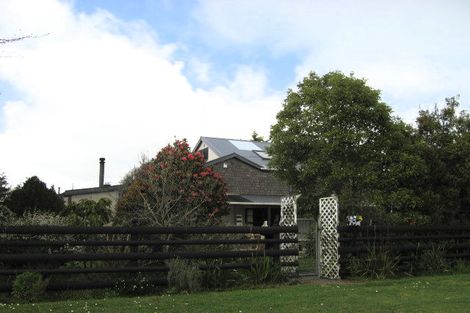 Photo of property in 118 Fairfield Road, Levin, 5510