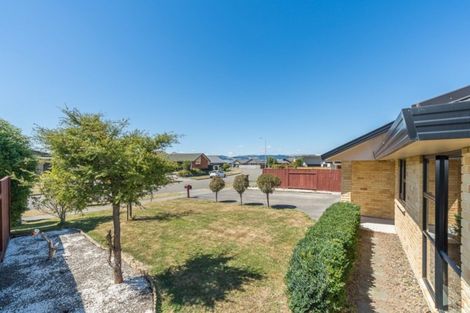 Photo of property in 10 Geneva Terrace, Kelvin Grove, Palmerston North, 4414