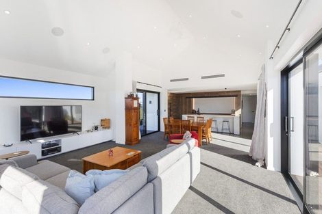Photo of property in 7 Hobbs Lane, Harewood, Christchurch, 8051