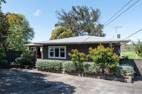 Photo of property in 1/16 Lyttelton Avenue, Forrest Hill, Auckland, 0620
